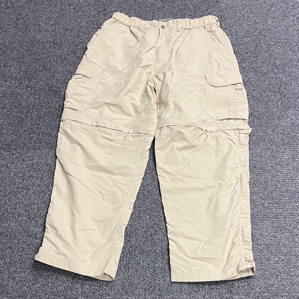 REI Men's Light Tan Cargo Pants 100% Nylon convertible size Large 28 Length